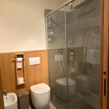 Macalu 1 Apartment